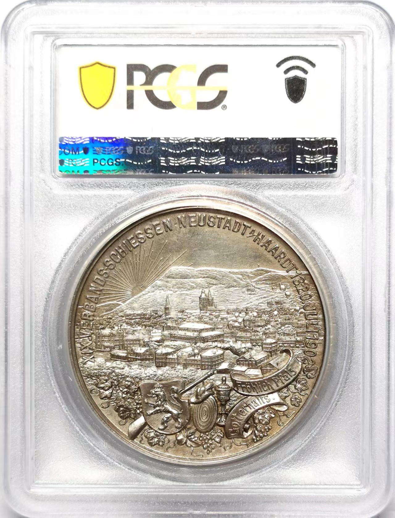 凡希万国世界钱币年度大拍第二季 PCGS SP62 1902年德国巴伐利亚利奥波德摄政王皇太子日后的路德维希三世作为巴伐利亚的守护者纪念诺伊施塔特和哈尔德射击节城市景观大银章 43MM 32G