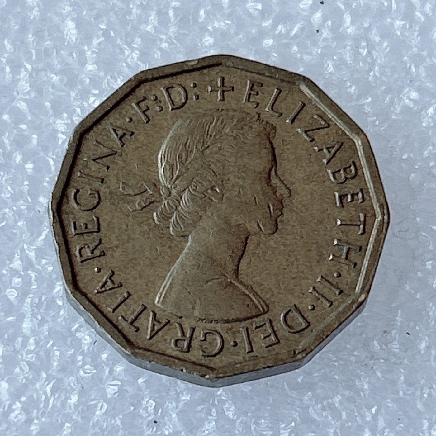 海外回流1元起拍小铺 各国钱币散币场 第3期 英国1962年3便士早期多边形铜币 伊丽莎白