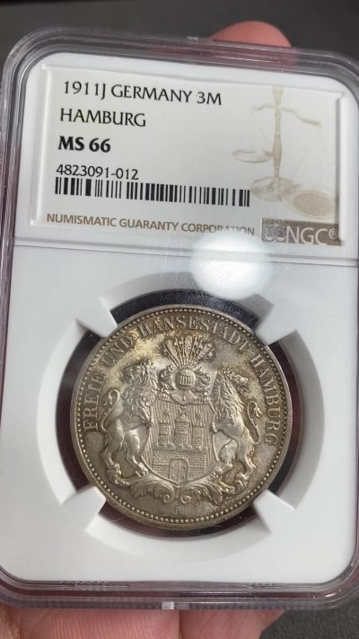 凡希万国世界钱币年度大拍第二季 NGC MS66 1911年德国汉堡双狮盾徽流通3马克 顶级高分