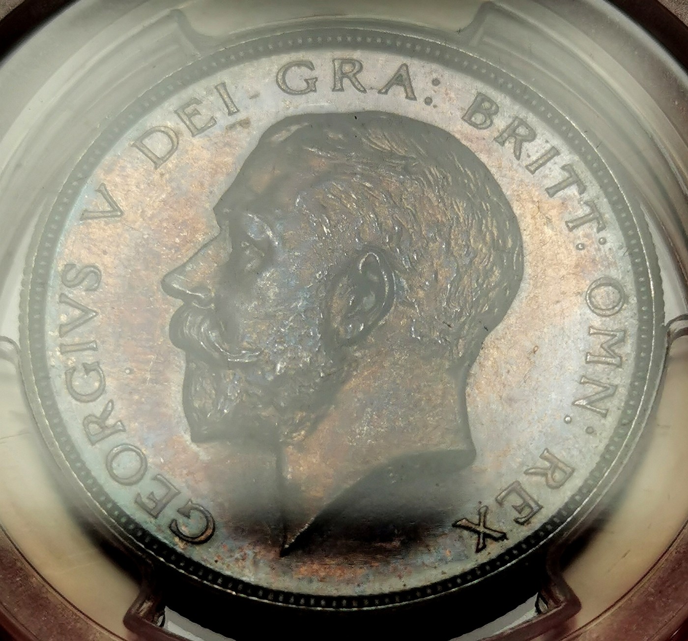 凡希万国世界钱币年度大拍第二季 荐！PCGS PF63-65 1911英国乔治五世精铸PS八枚套 一色绒盒形成的五彩，高等级乔五PS大都沉淀在藏家手中，市面越来越难见到这种收藏级品相。