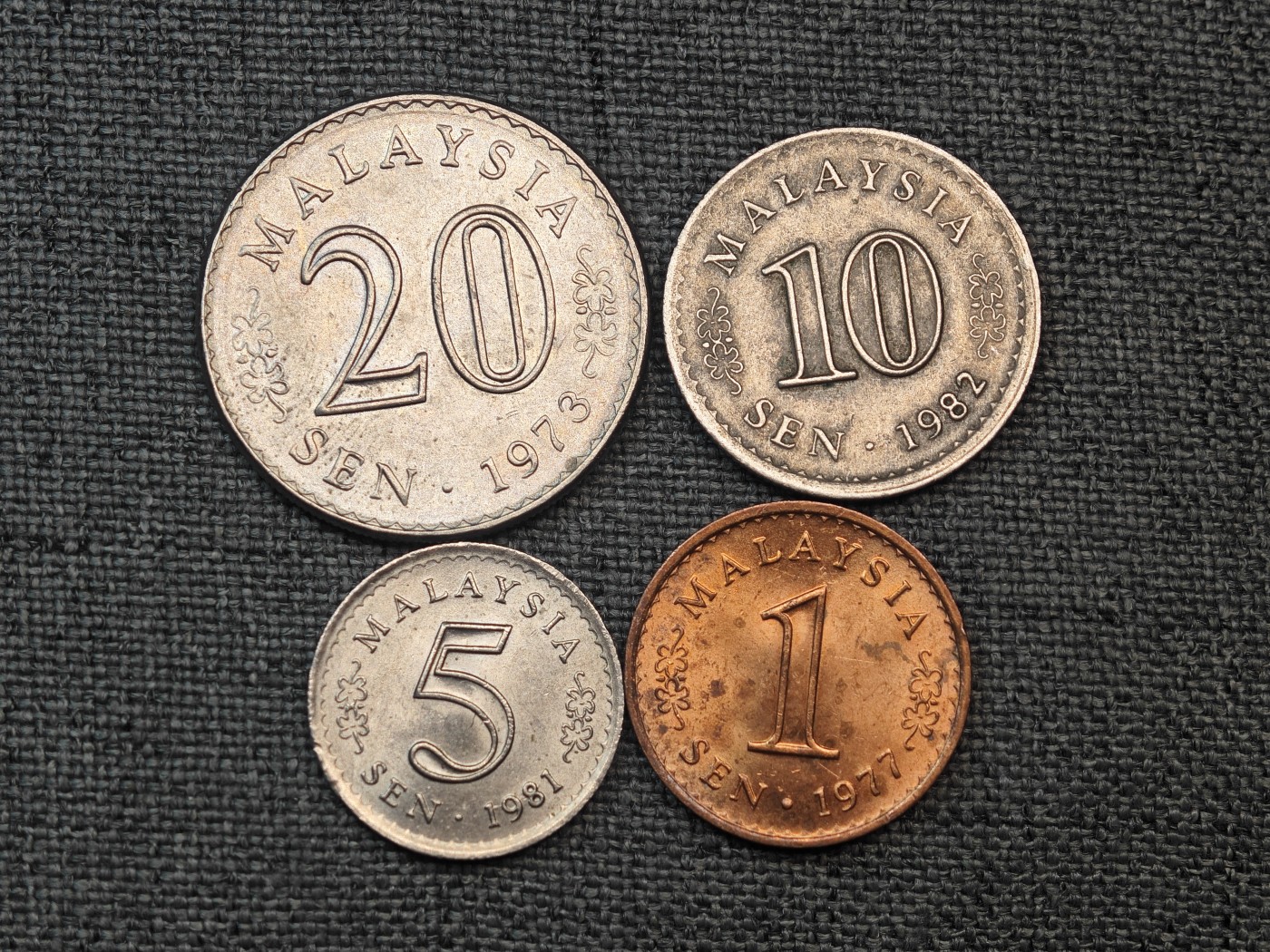 外国硬币收藏店第6期 马来西亚议会大楼20、10、5、1仙4枚