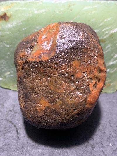 精美开窗原皮包浆料南红玛瑙原石一颗， - 精美开窗原皮包浆料南红玛瑙原石一颗，
