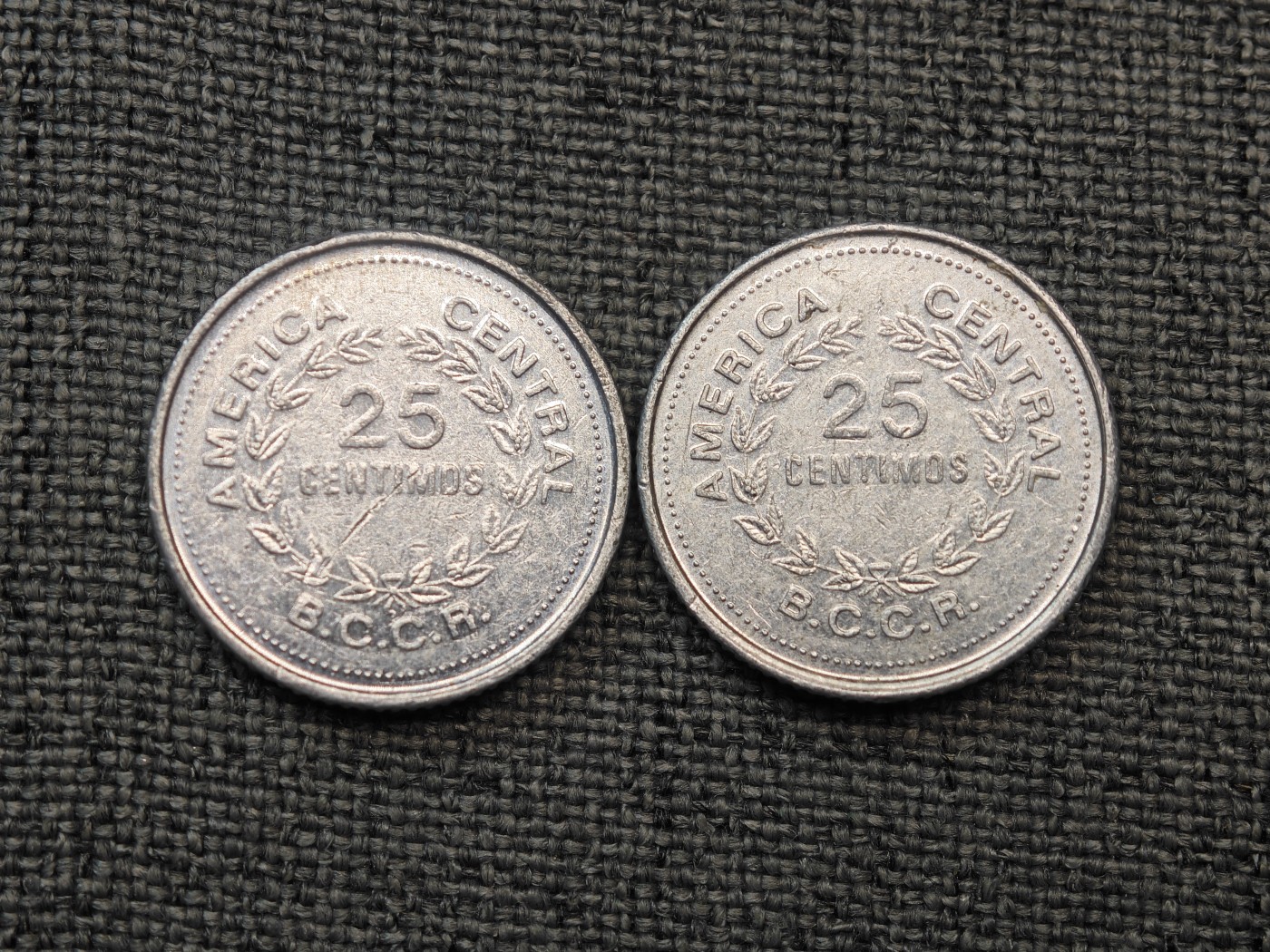 外国硬币收藏店第6期 哥斯达黎加1983年25分铝币2枚