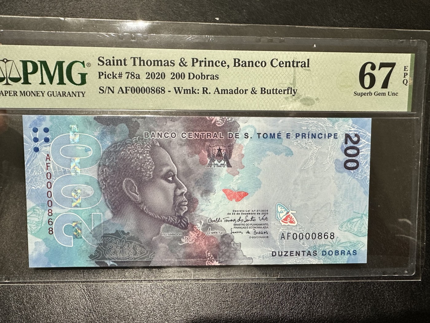 《外钞收藏家》第三百二十六期（连拍第三场） 2020年圣多美和普林西比200多布拉 PMG67 无47 百位号 868