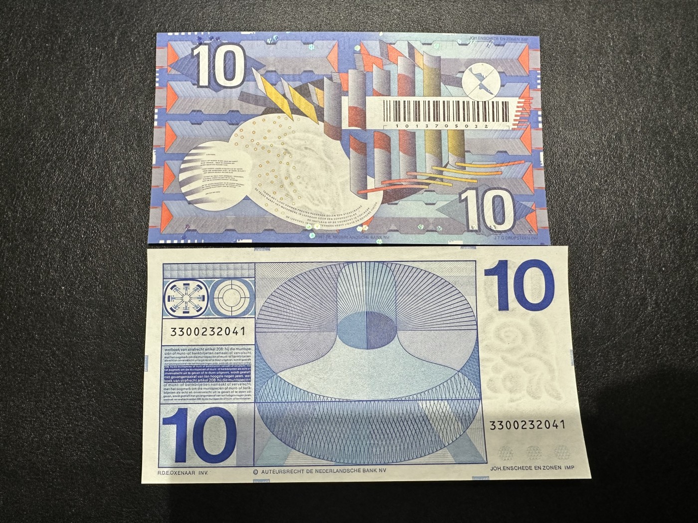 《外钞收藏家》第三百二十六期（连拍第三场） 荷兰齿轮版和人像版10盾 两张一起 全新UNC