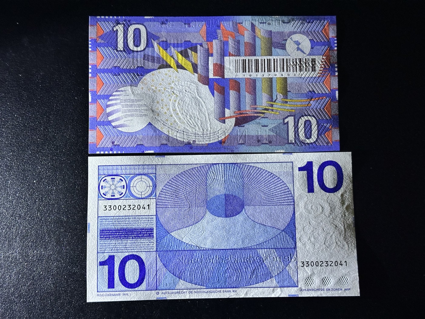 《外钞收藏家》第三百二十六期（连拍第三场） 荷兰齿轮版和人像版10盾 两张一起 全新UNC