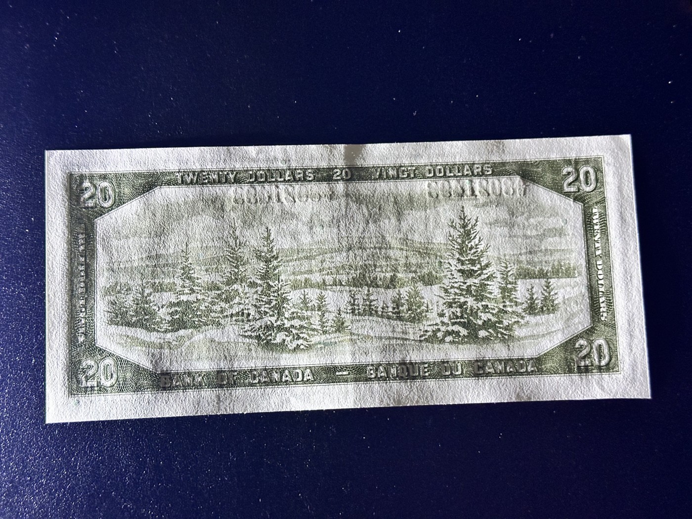 《外钞收藏家》第三百二十六期（连拍第三场） 1954年加拿大风景版20元 AU品相