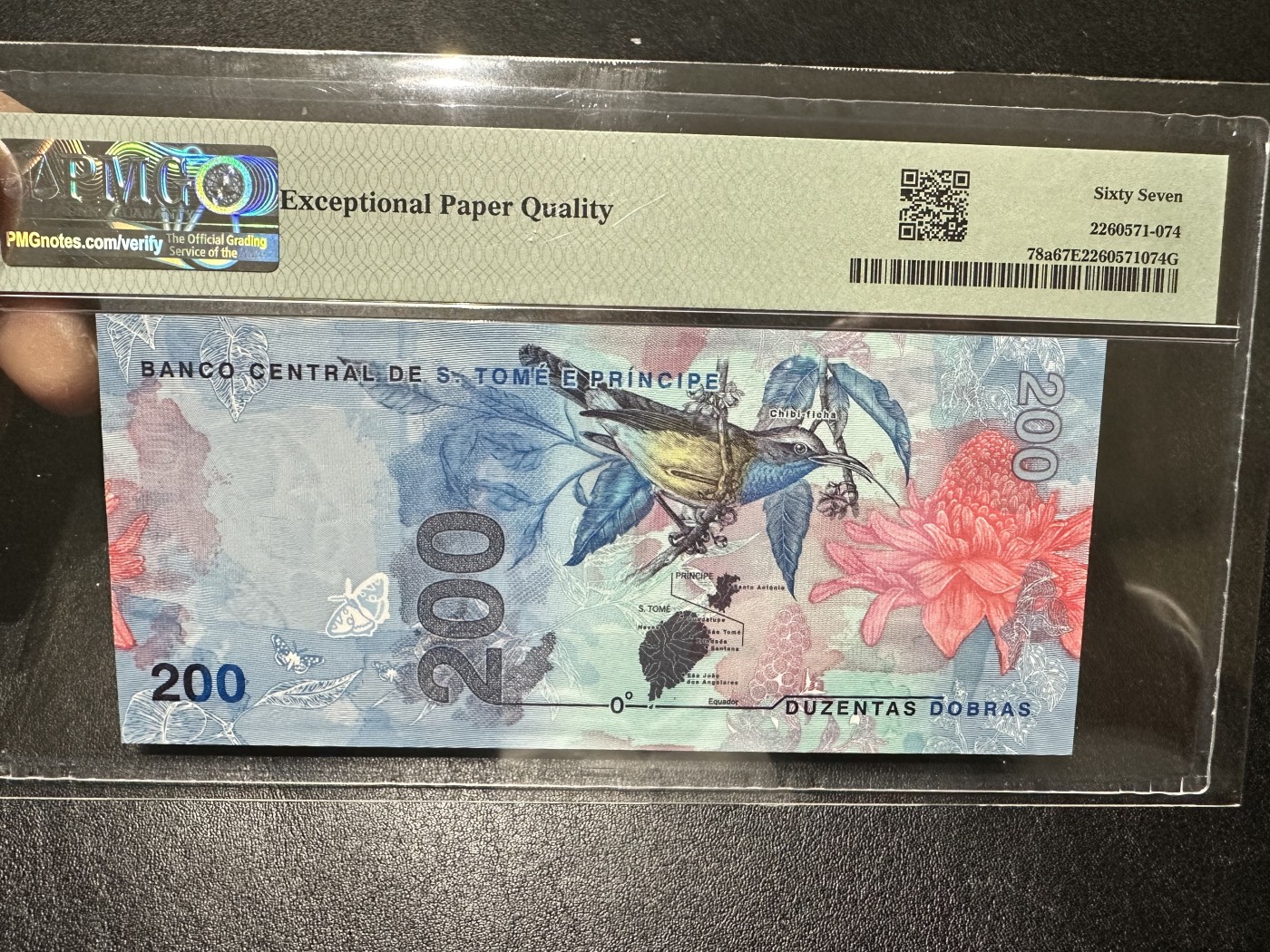 《外钞收藏家》第三百二十六期（连拍第三场） 2020年圣多美和普林西比200多布拉 PMG67 无47 百位号 868