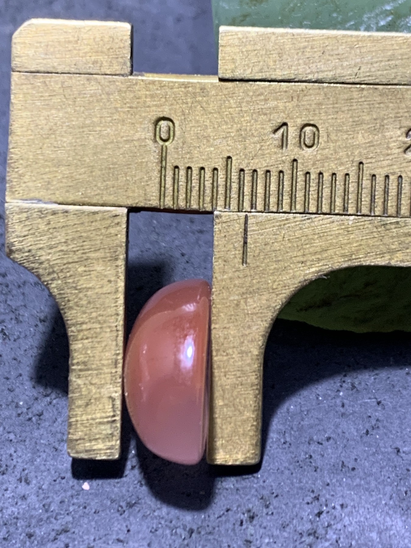 精美南红玛瑙荔枝冻飘朱砂戒面一个，