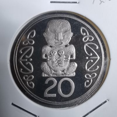 沼泽如烟--第213场 - 新西兰1990年精制二十分