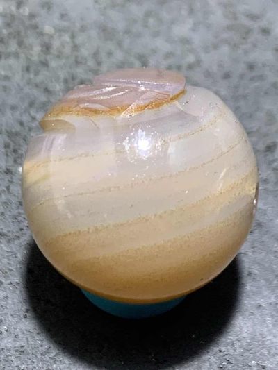 精美亚光高玉化巴西玛瑙手工俏色巧雕一心向佛随形2.0圆珠一个！ 精美亚光高玉化巴西玛瑙手工俏色巧雕一心向佛随形2.0圆珠一个！