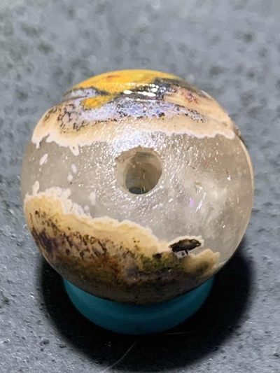 精美亚光冰飘料战国红玛瑙手工俏色巧雕太极珠一颗！ 精美亚光冰飘料战国红玛瑙手工俏色巧雕太极珠一颗！