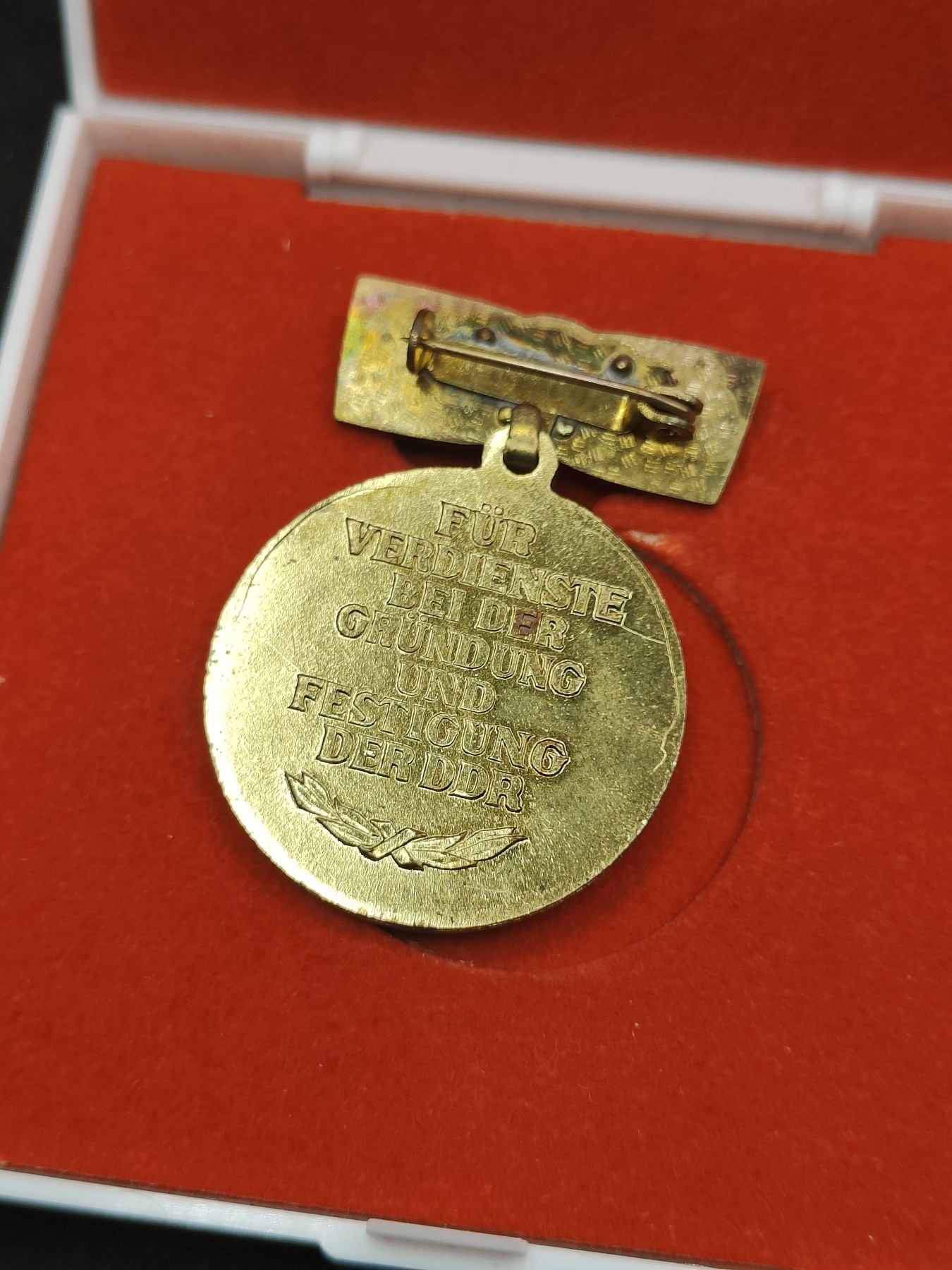 全场0元起拍 第122期 咸鱼国勋章拍卖专场 1月3日（周三）下午6：00开始 东德30周年纪念章