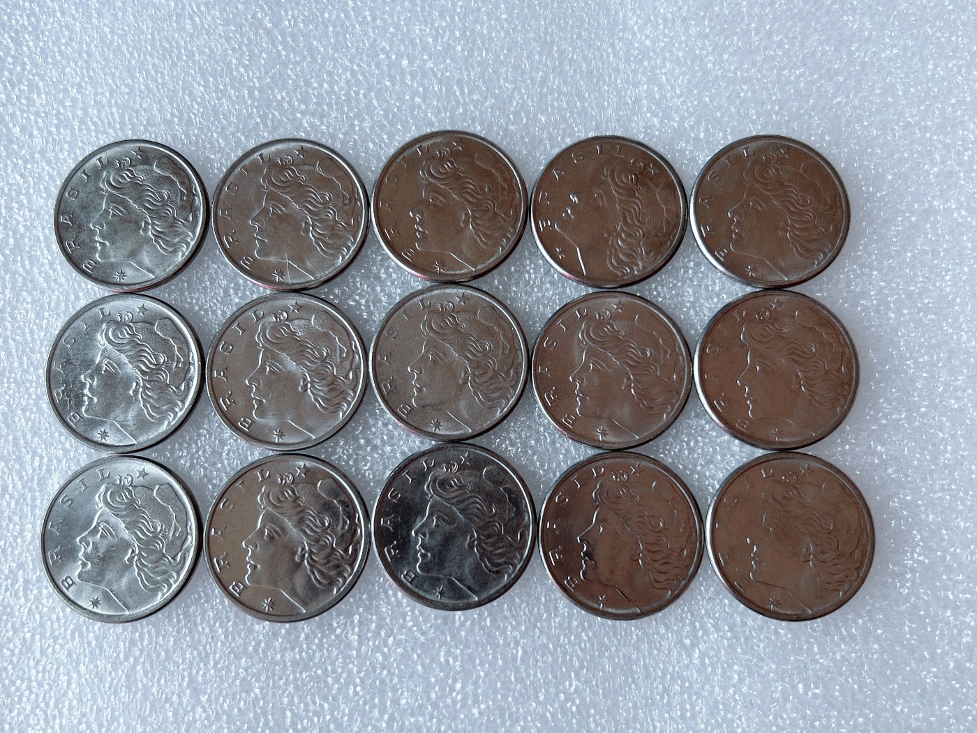 全场一元起拍 世界散币、银币专场 第51期 巴西70年代女神10分 15枚