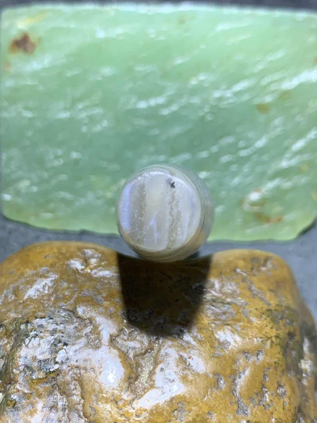 精美亚光高玉化千层纹巴西玛瑙手工俏色巧雕连年有余吊坠（把件）一个！