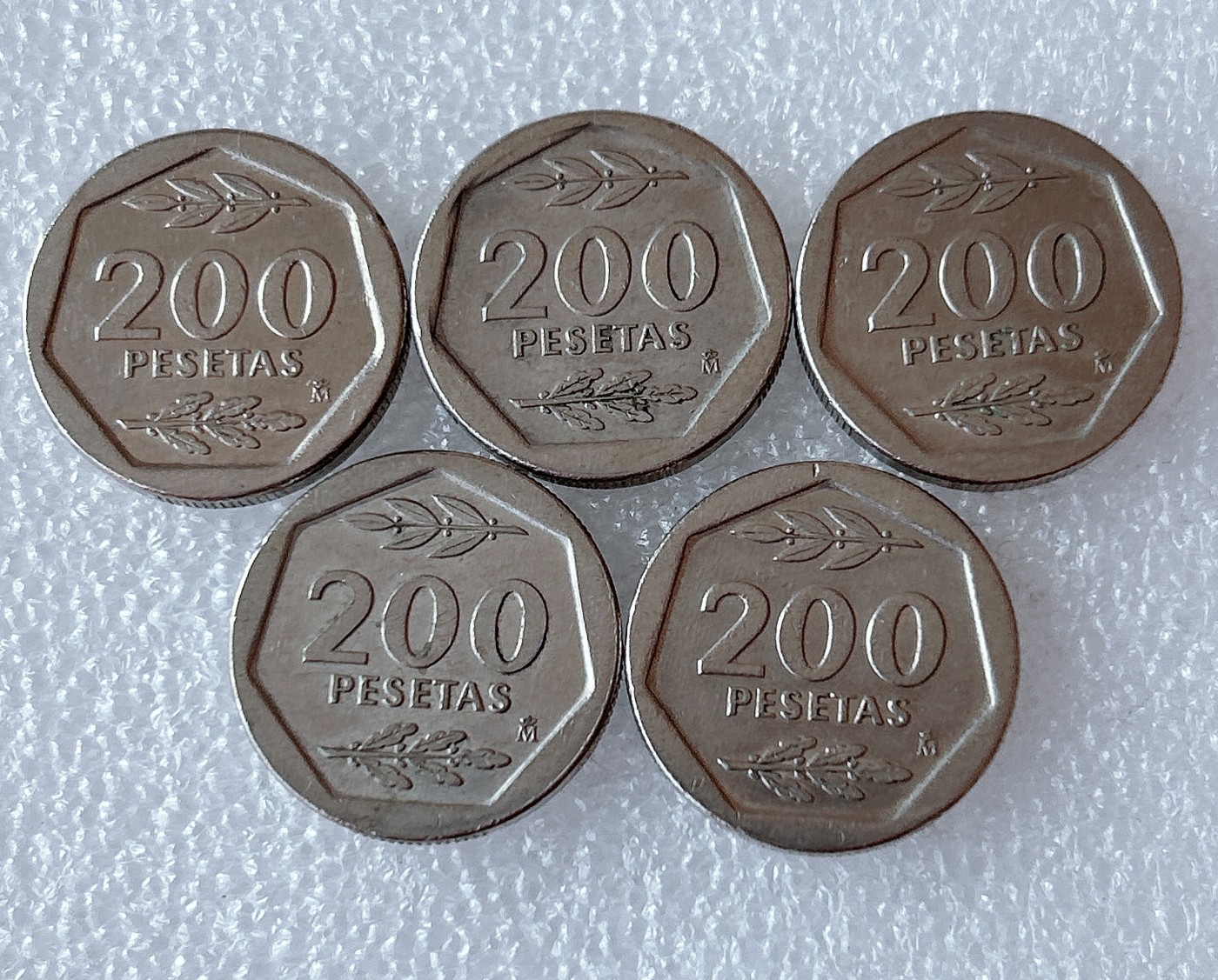 全场一元起拍 世界散币、银币专场 第51期 西班牙80年代200比塞塔硬币 厚版 5枚