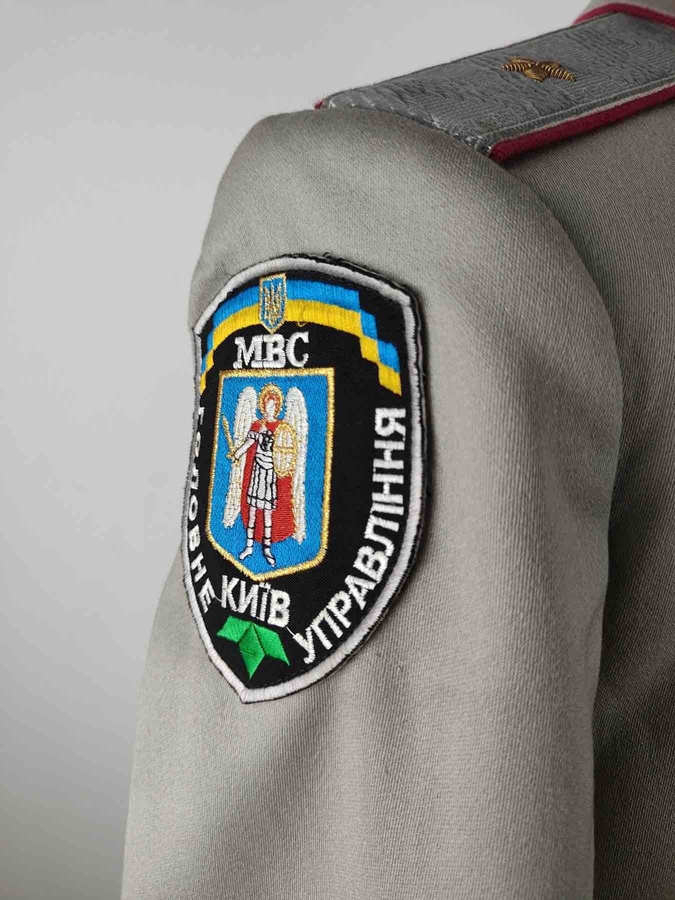 全场0元起拍 第122期 咸鱼国勋章拍卖专场 1月3日（周三）下午6：00开始 乌克兰 内务部MVD 将官礼服 胸围108 肩宽48 衣长81 袖长61 腰围88 裤长103