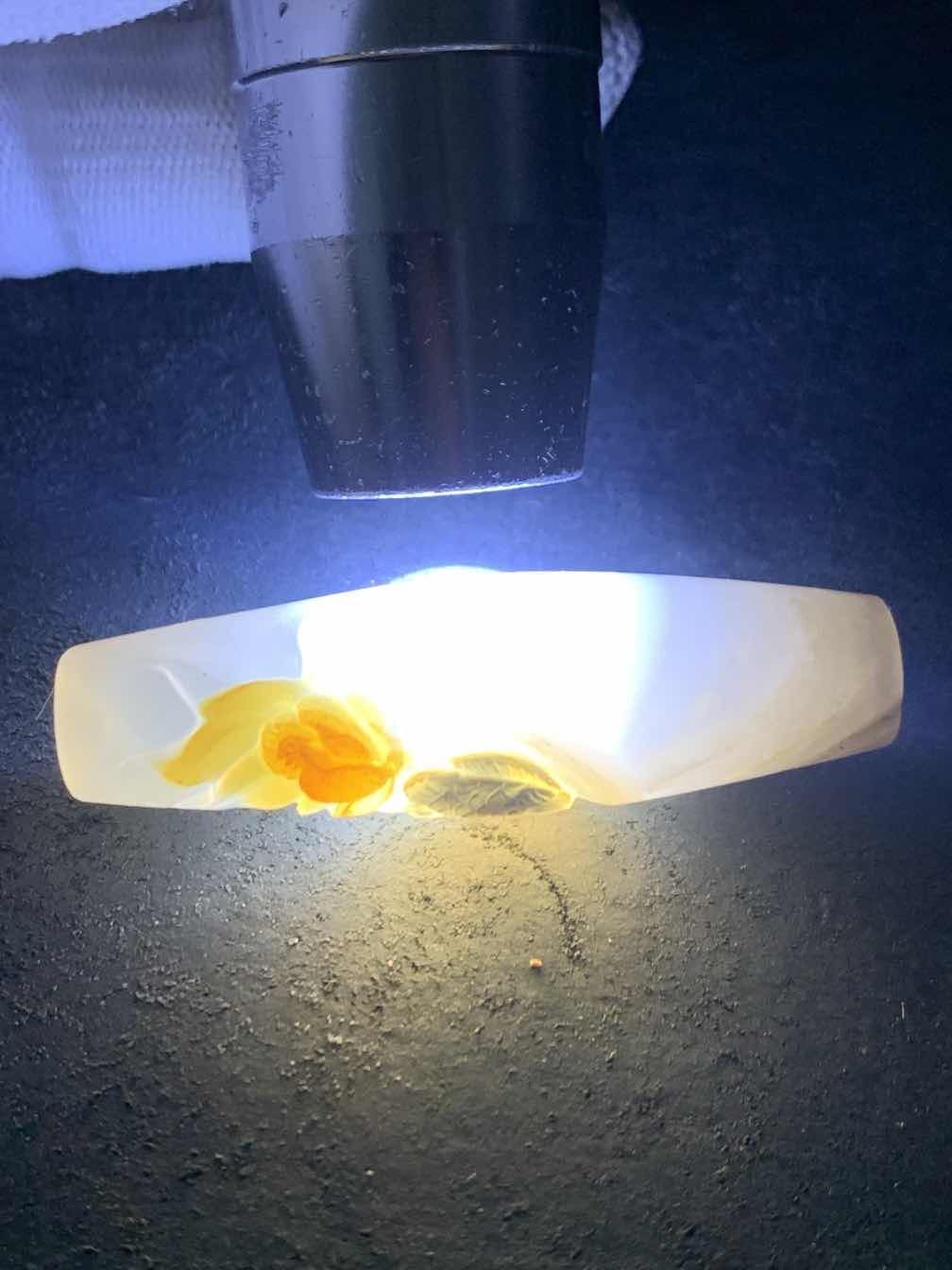 精美亚光高玉化千层纹巴西玛瑙手工俏色巧雕连年有余吊坠（把件）一个！
