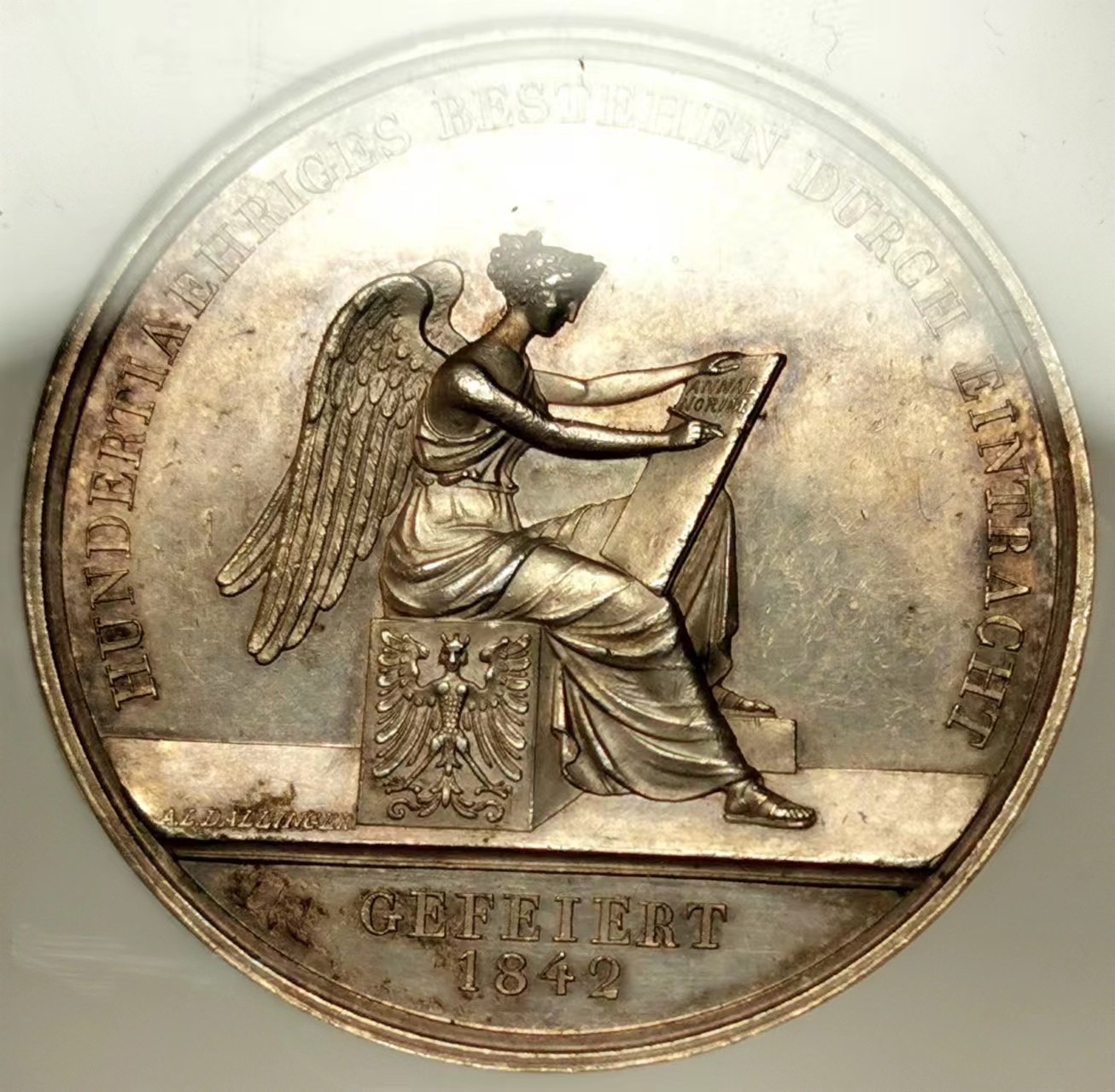凡希万国世界钱币年度大拍第二季 NGC MS61 1842年德国纽伦堡行政公务员辅助基金百年纪念大银章 44MM 29G 稀少