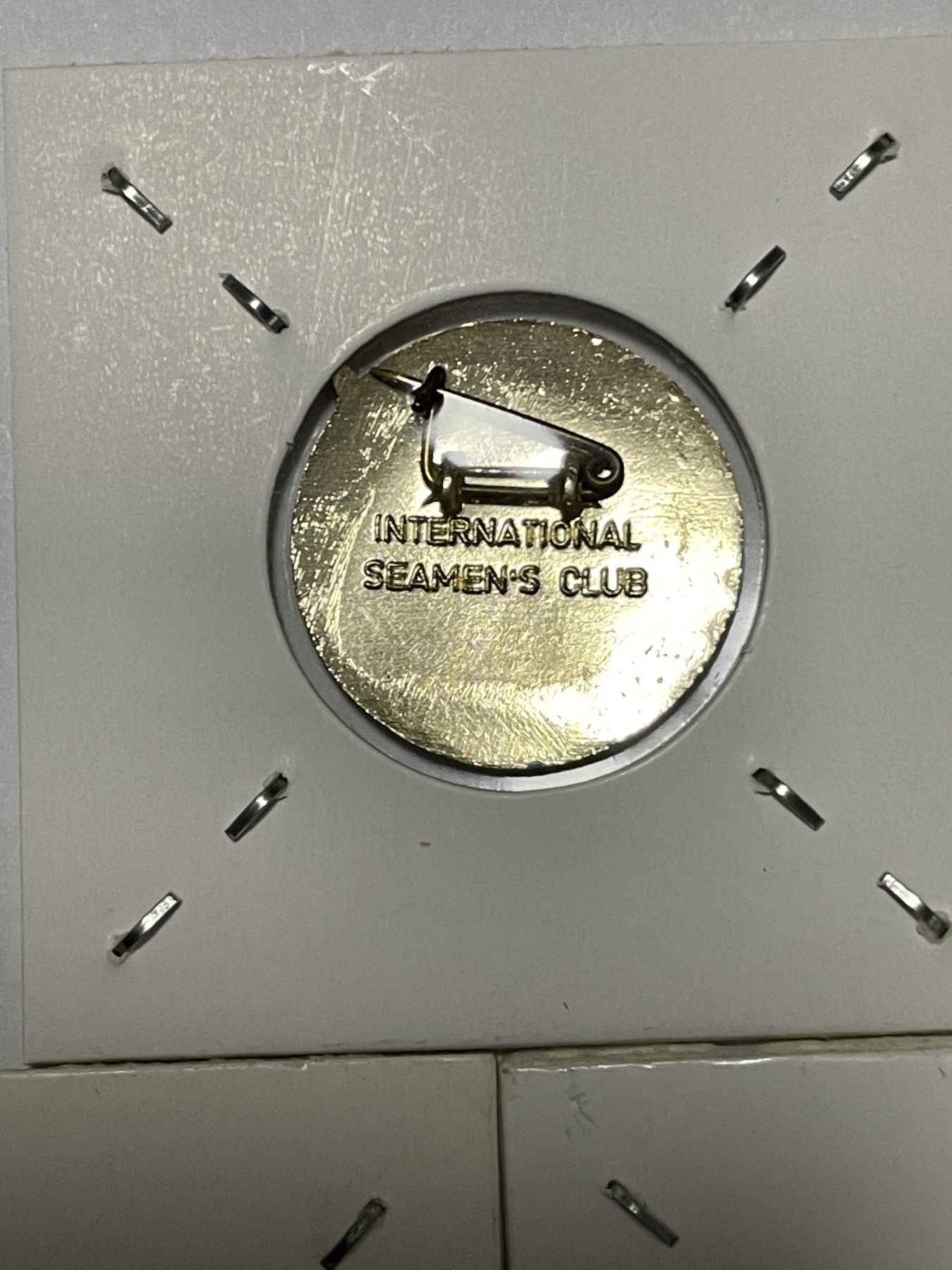 第15场瓷器、紫砂壶、铜器、字画和杂项专场 上海国际旅游节海军俱乐部，三枚合拍