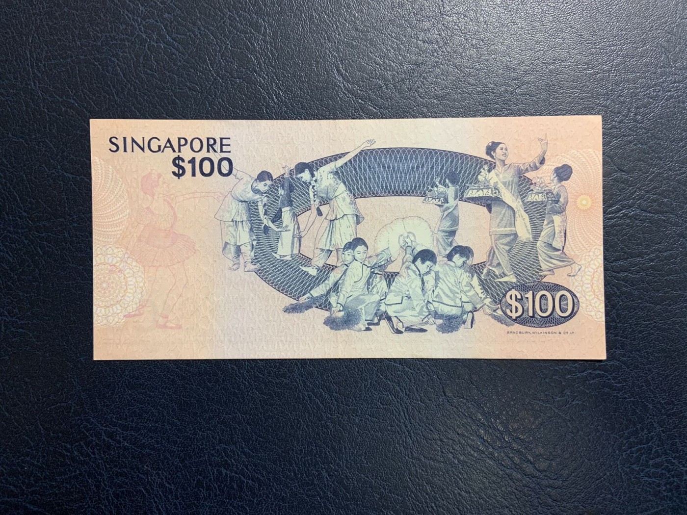 收藏联盟Quantum Auction 第315期拍卖  新加坡1979年100元 品相AU- 民族舞蹈大团结