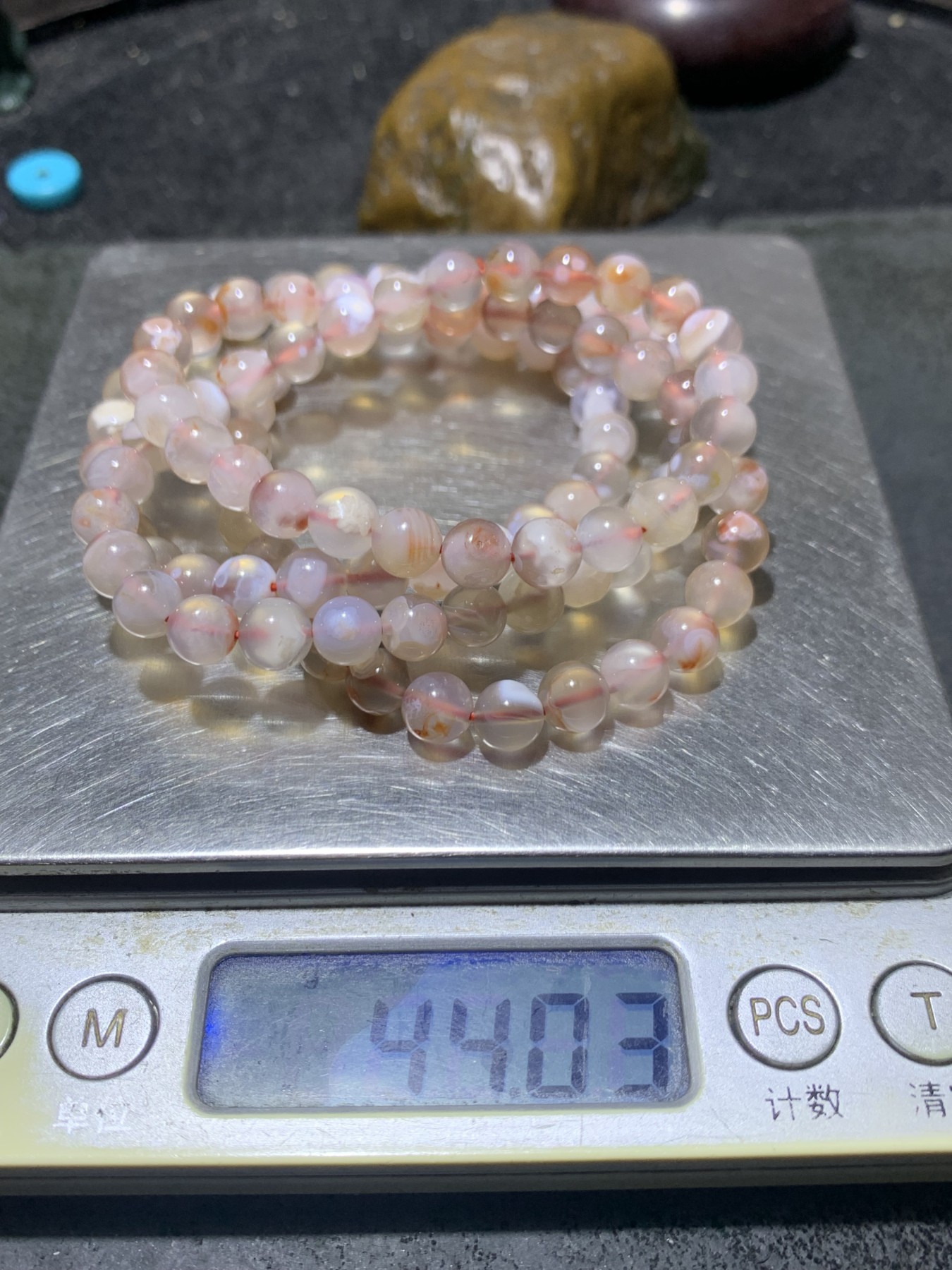 川料南红玛瑙荔枝冻飘红108手串一条，