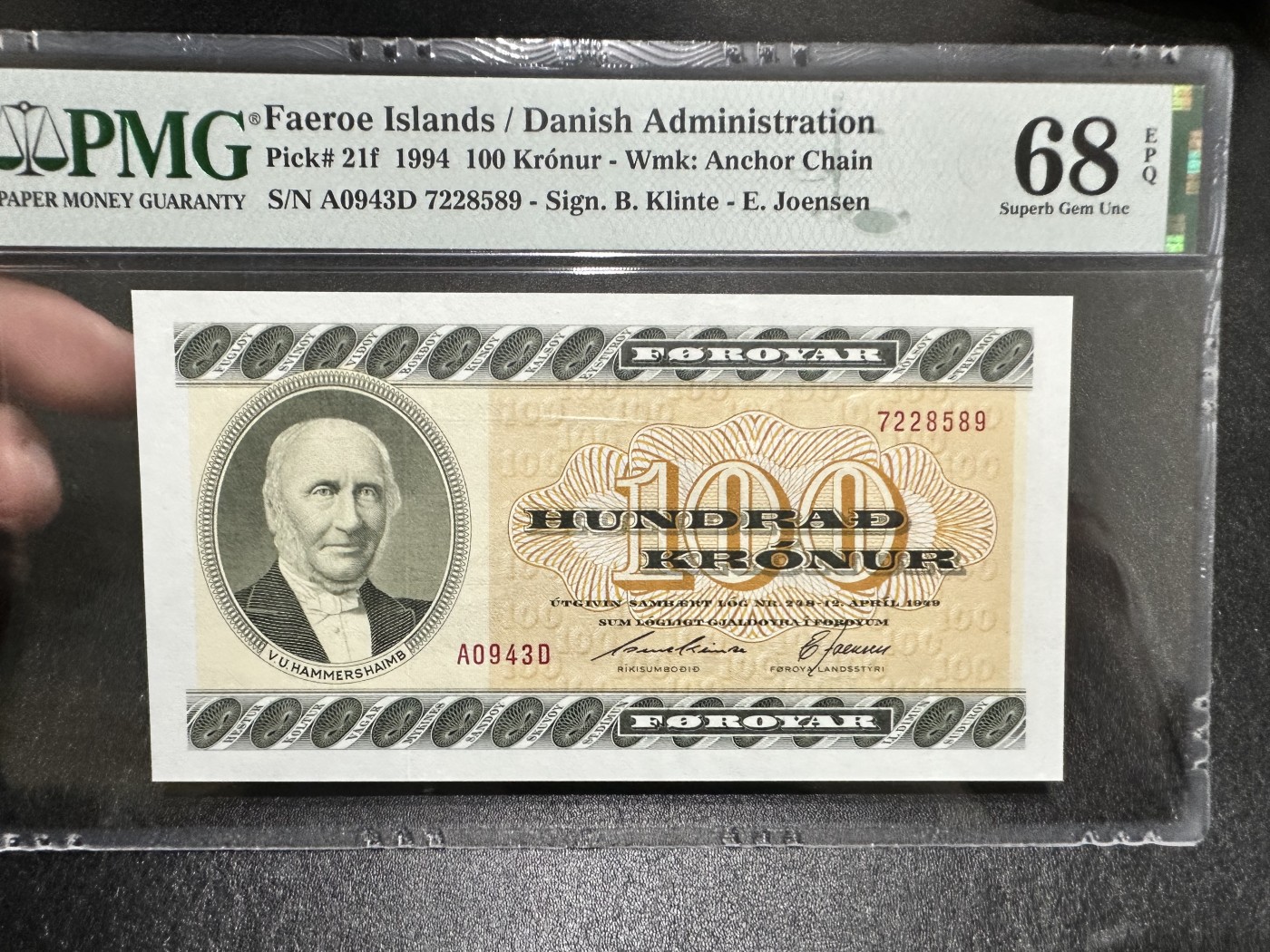 《外钞收藏家》第三百四十三期（评级场） 1994年法罗群岛100克朗 PMG68 A0冠