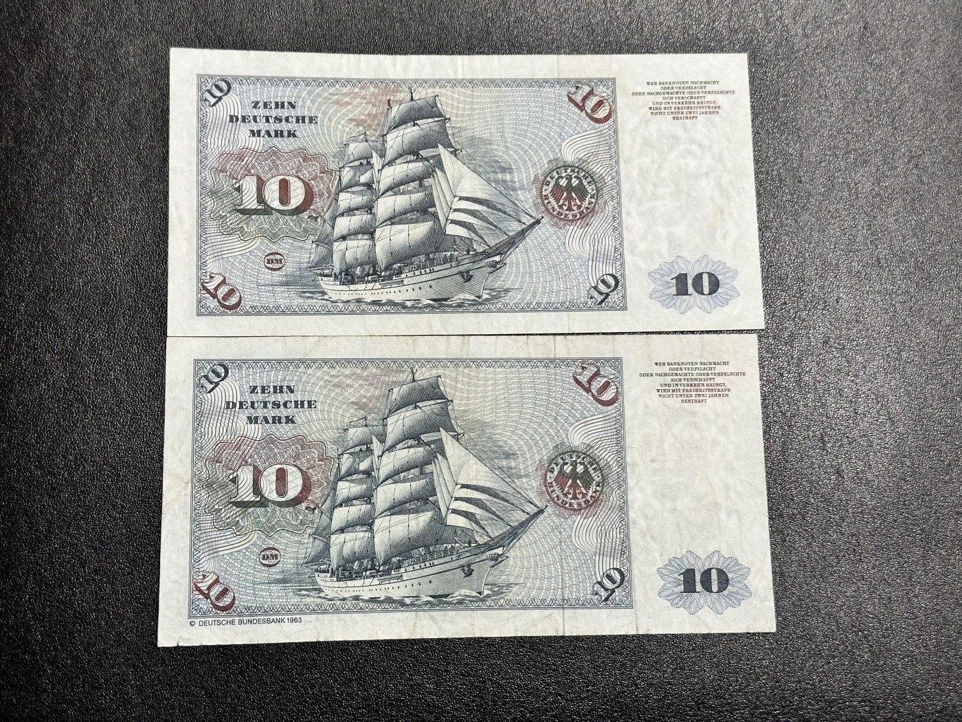 《外钞收藏家》第三百二十七期（连拍第四场） 德国1970和198010马克 2张一起 非全新