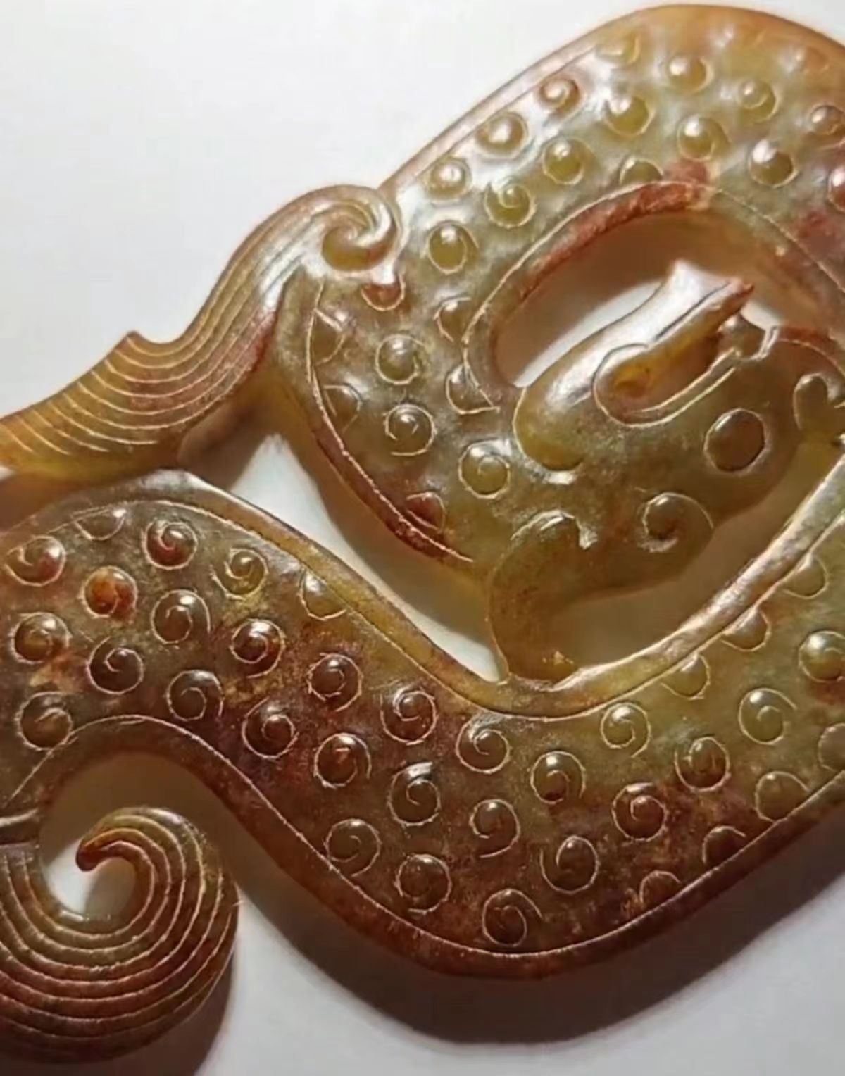 中国汉代玉器S玉龙。