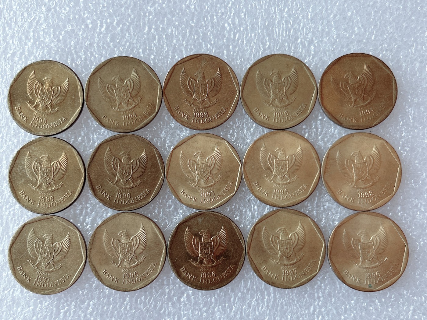 全场一元起拍 世界散币、银币专场 第52期 90年代印度尼西亚100卢比 赛牛 15枚
