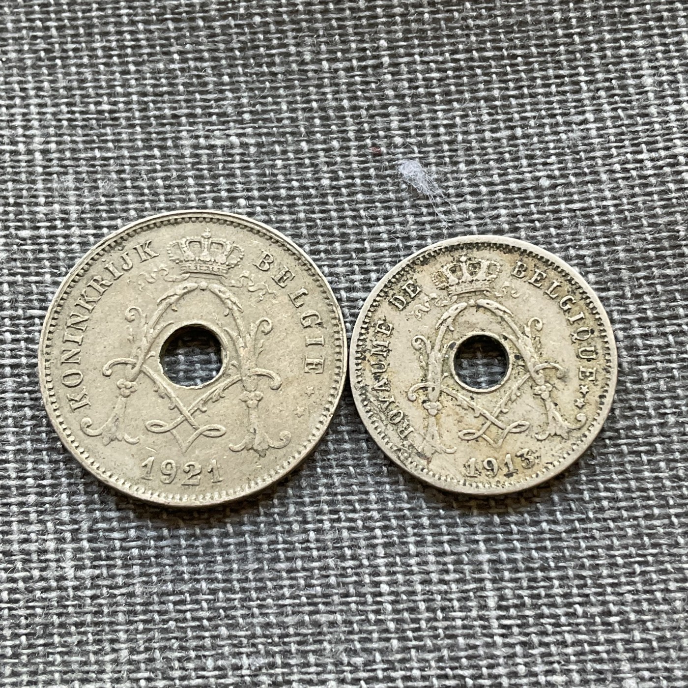 外国硬币首场2024-1-6 比利时中孔1913、1921