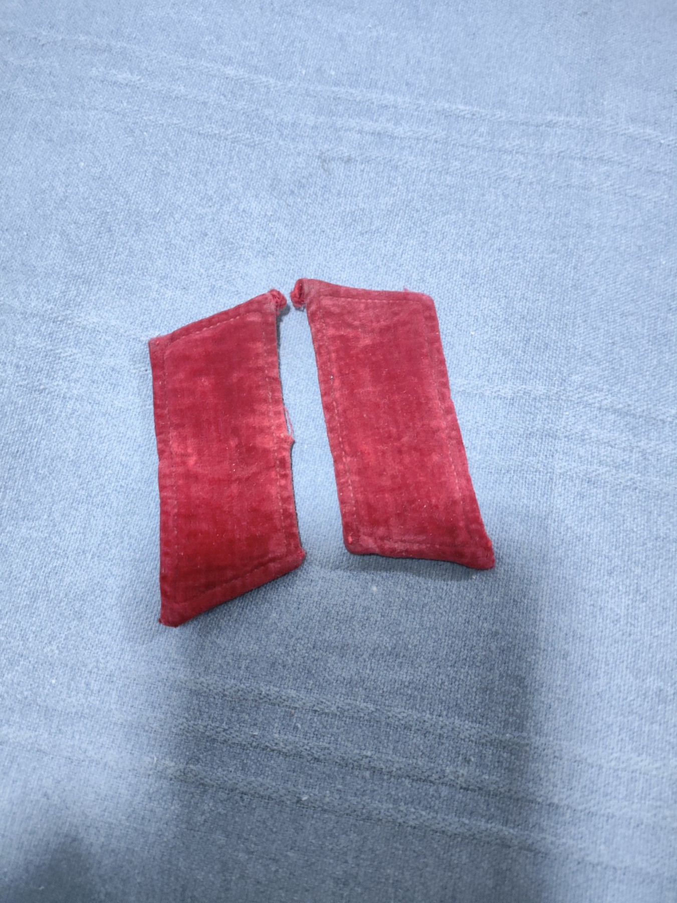 仁孝堂徽章红藏拍卖(第一场) 65早期线缝领章一对 可以配65海