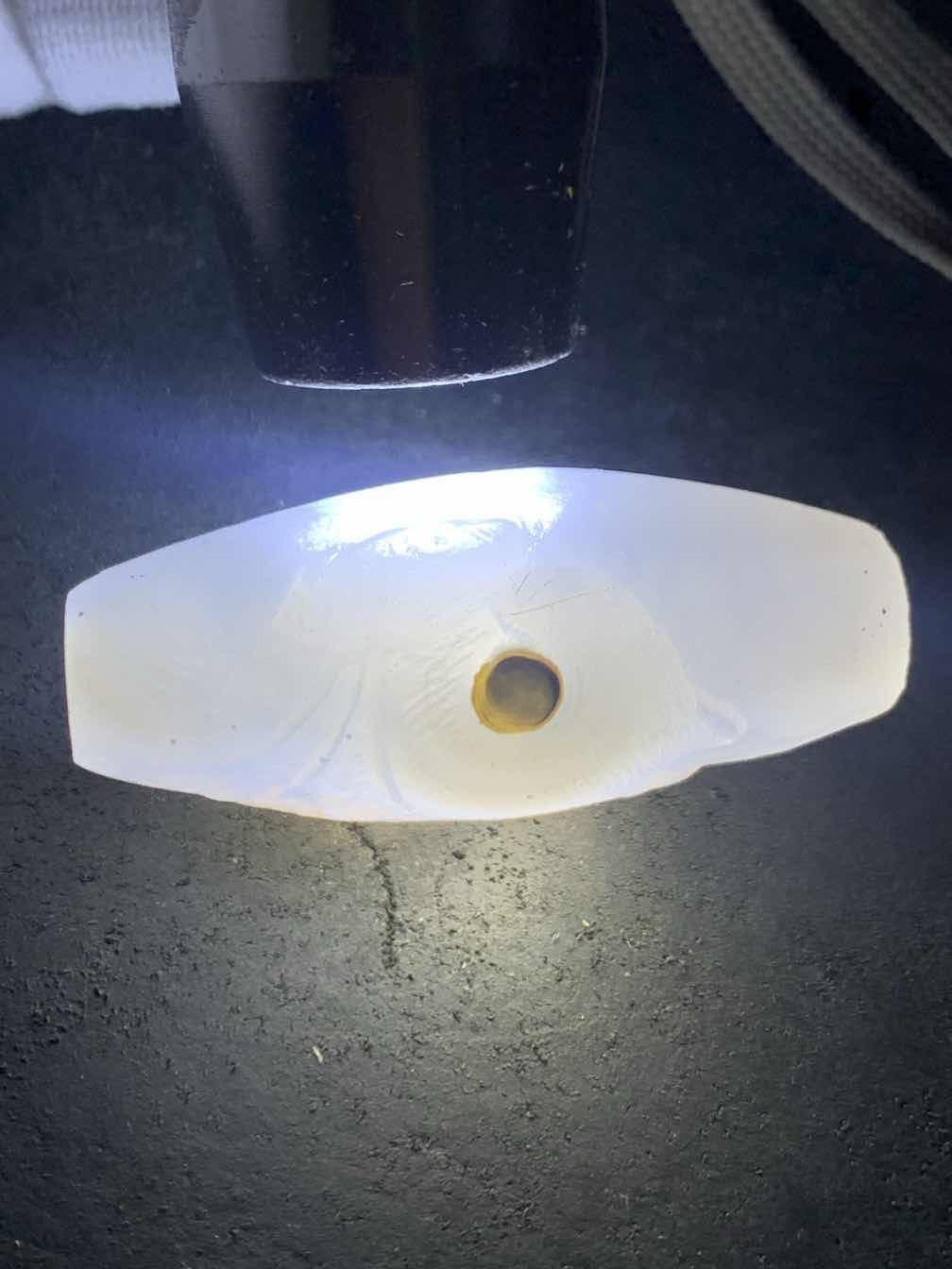 精美亚光高玉化冰飘巴西玛瑙手工俏色巧雕招财猫大桶珠一个！