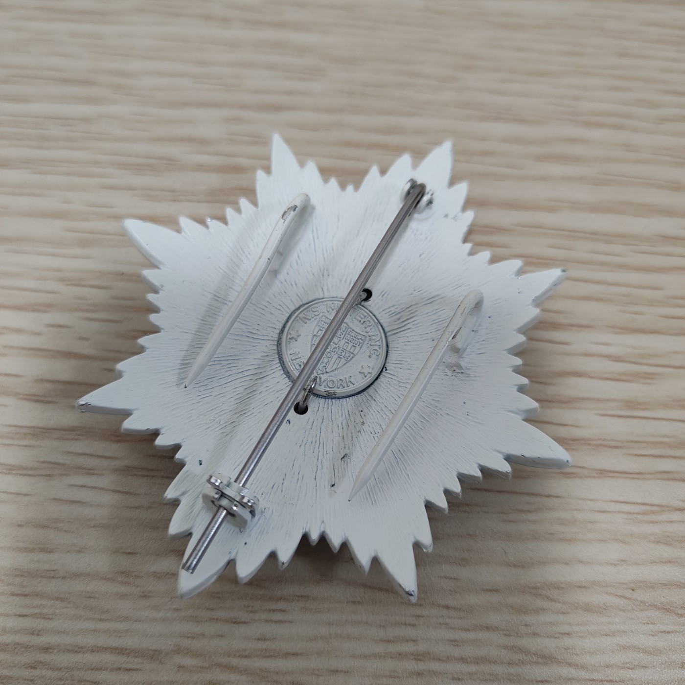 全场0元起拍 第123期 咸鱼国勋章拍卖专场 1月7日（周日）下午6：00开始 委内瑞拉最高荣誉 解放者勋章星芒 玻利瓦尔勋章