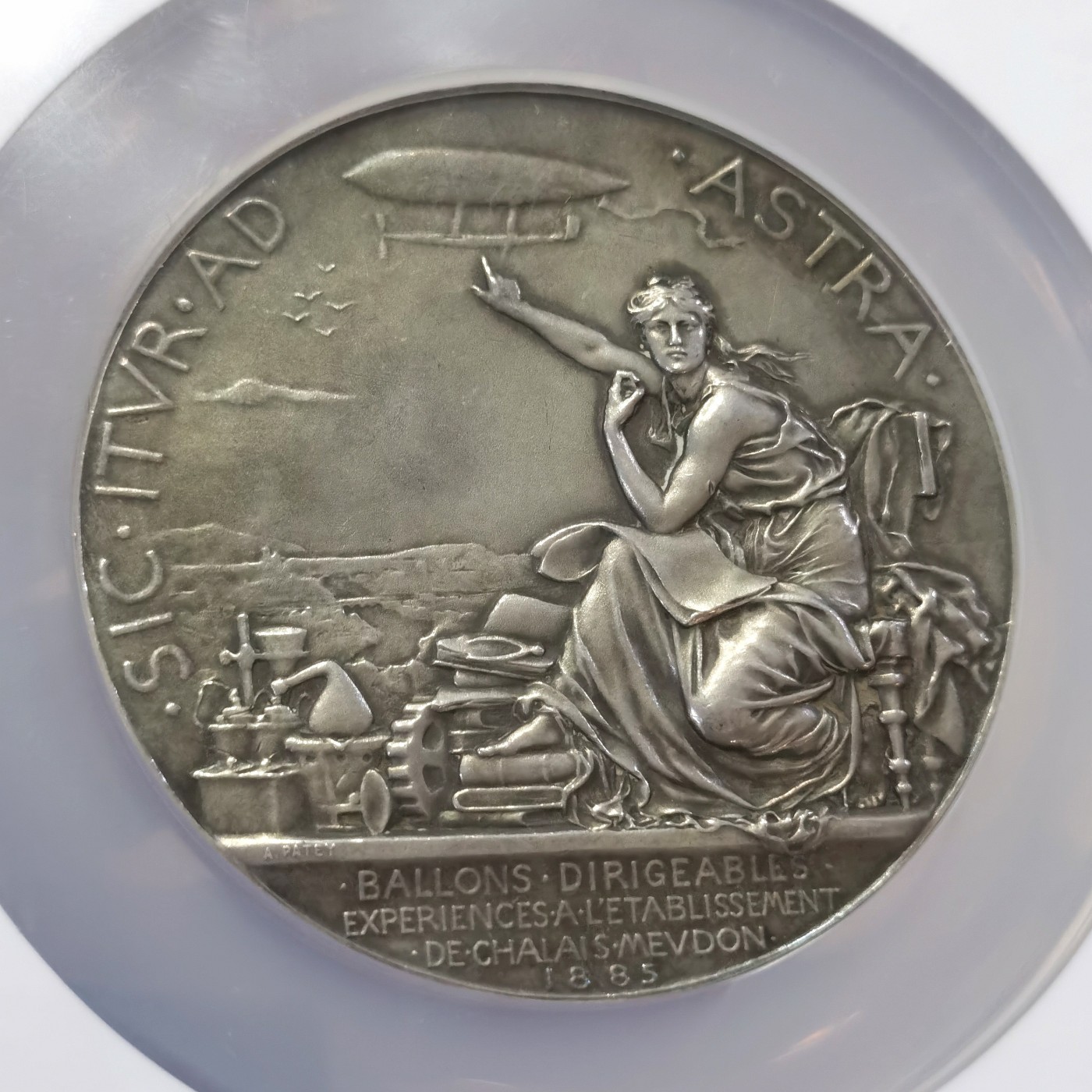 博洋堂世界钱币拍卖第084期（全场包邮） NGC MS63 法国1885年沙莱-默东飞艇实验银章 A. Patey作品 直径72mm。巴黎造币厂铸造，多见铜与镀银版，银版10年难得一见