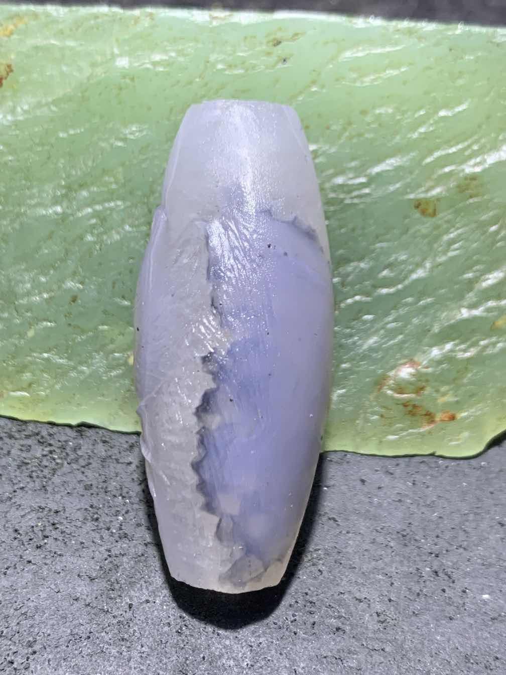 精美亚光高玉化冰飘巴西玛瑙手工俏色巧雕招财猫大桶珠一个！