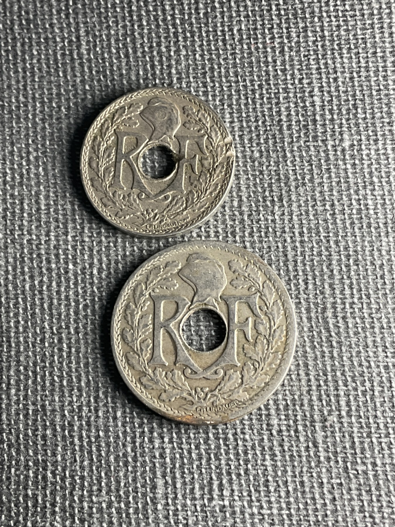 外国硬币首场2024-1-6 法国1935年10分1930年20分