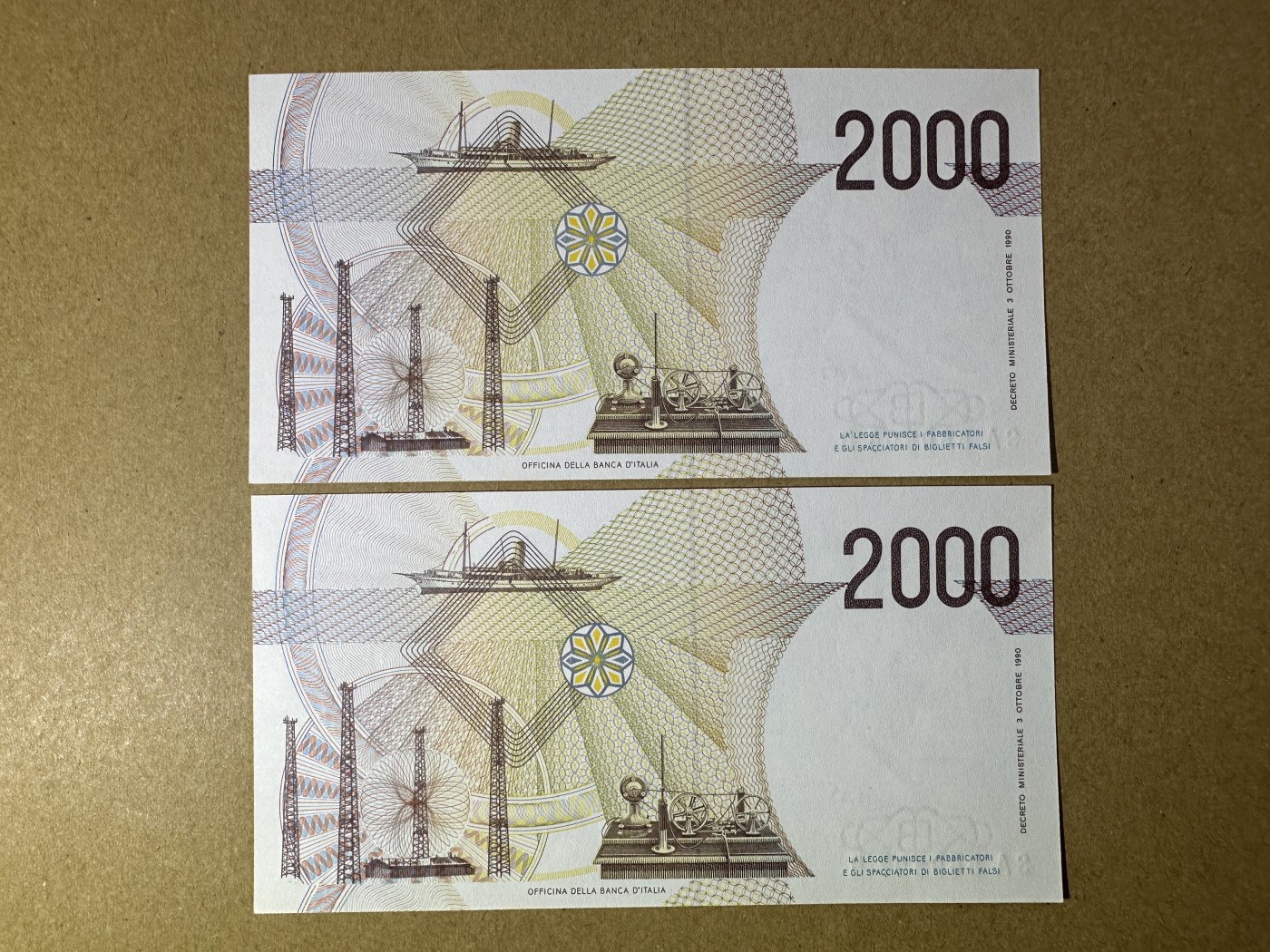 《张总收藏》133期-新年外币荟萃 意大利2000里拉2张 UNC 末版 连号2张