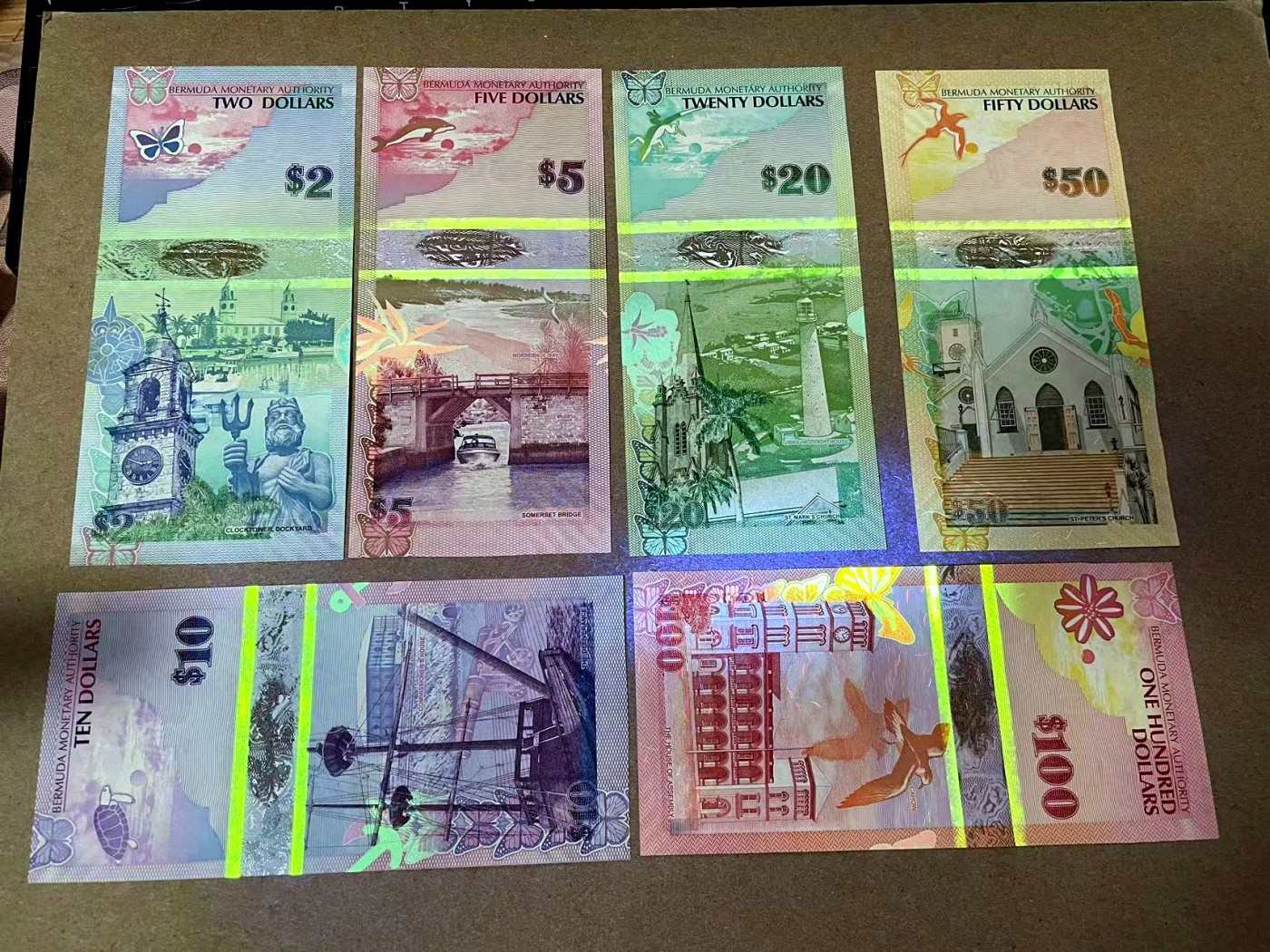 【Blue Auction】✨世界纸币精拍第414期【精】  【洋葱冠 全同460小号 含获奖钞】百慕大 2009年2-100元 设计精美 UNC 如今全同套装少见  