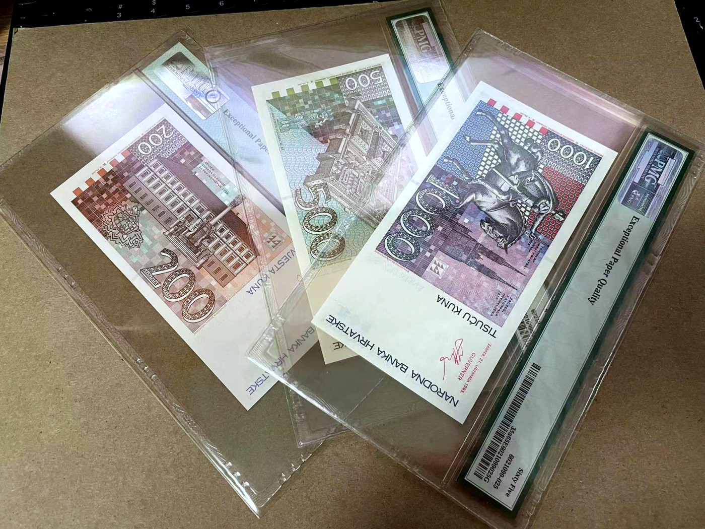 【Blue Auction】✨世界纸币精拍第414期【精】  【一组 8张 AA冠千位全同小号倒置号】克罗地亚 1993年10-1000库纳 PMG68EPQ-64EPQ 精美 