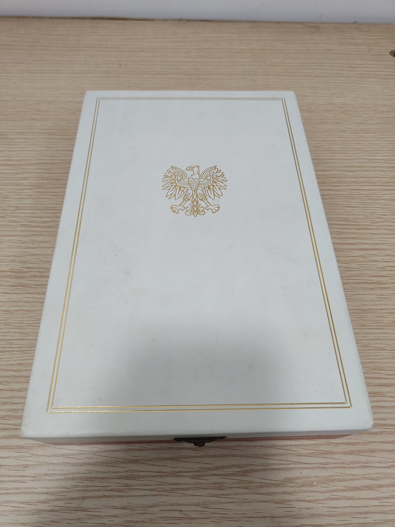 全场0元起拍 第123期 咸鱼国勋章拍卖专场 1月7日（周日）下午6：00开始 匈牙利人民共和国国防部长陆军大将 波兰功绩勋章 外交访问授予带证LajosCzinege齐奈盖·拉约什 匈牙利陆军大将国防部长政治局委员副总理获得