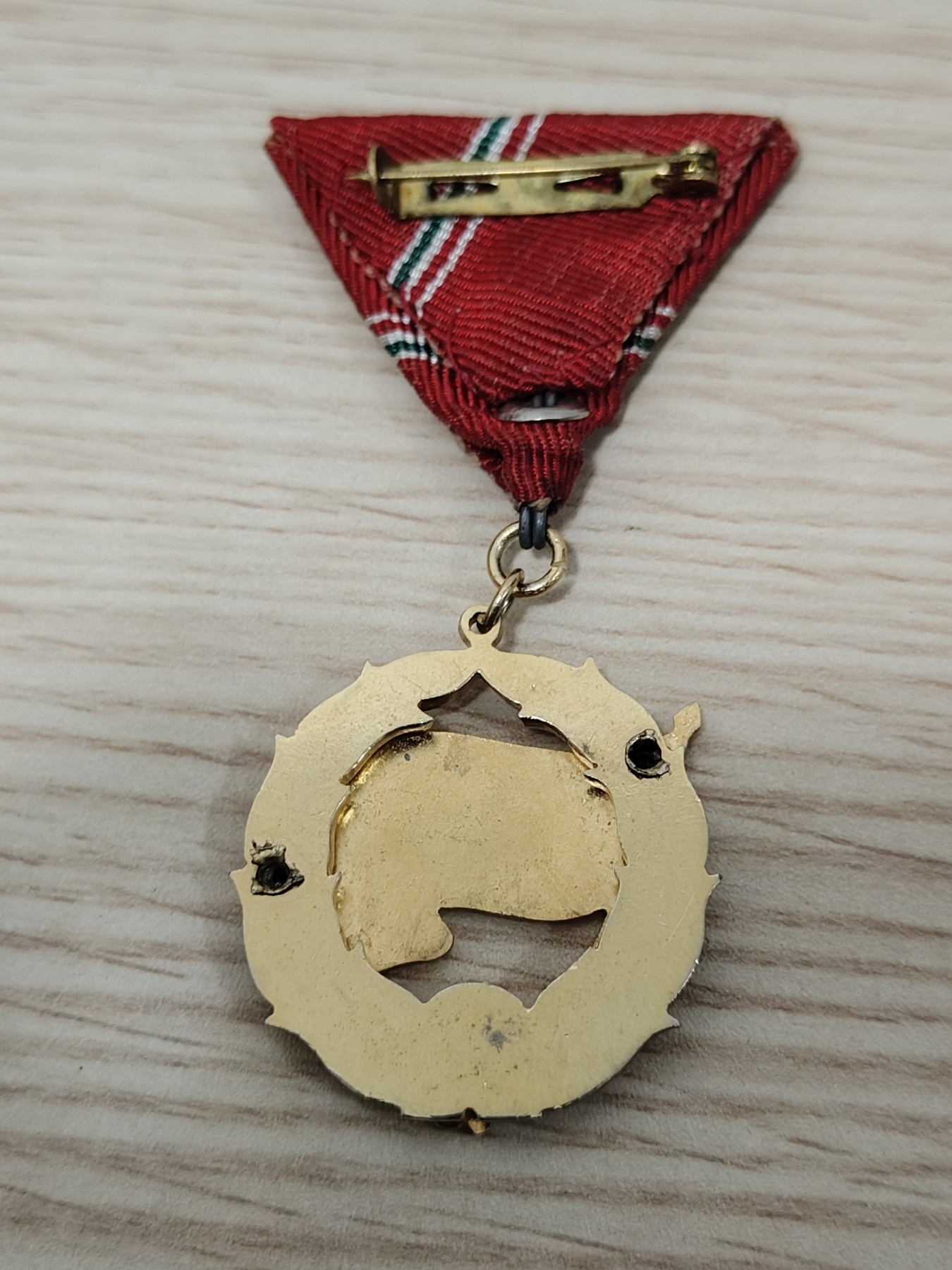 全场0元起拍 第123期 咸鱼国勋章拍卖专场 1月7日（周日）下午6：00开始 匈牙利社会主义时期劳动红旗勋章 高级荣誉 LajosCzinege齐奈盖·拉约什 匈牙利陆军大将国防部长政治局委员副总理获得