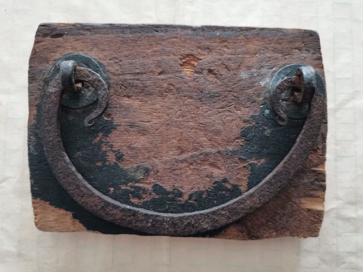 老橱子拉板一个