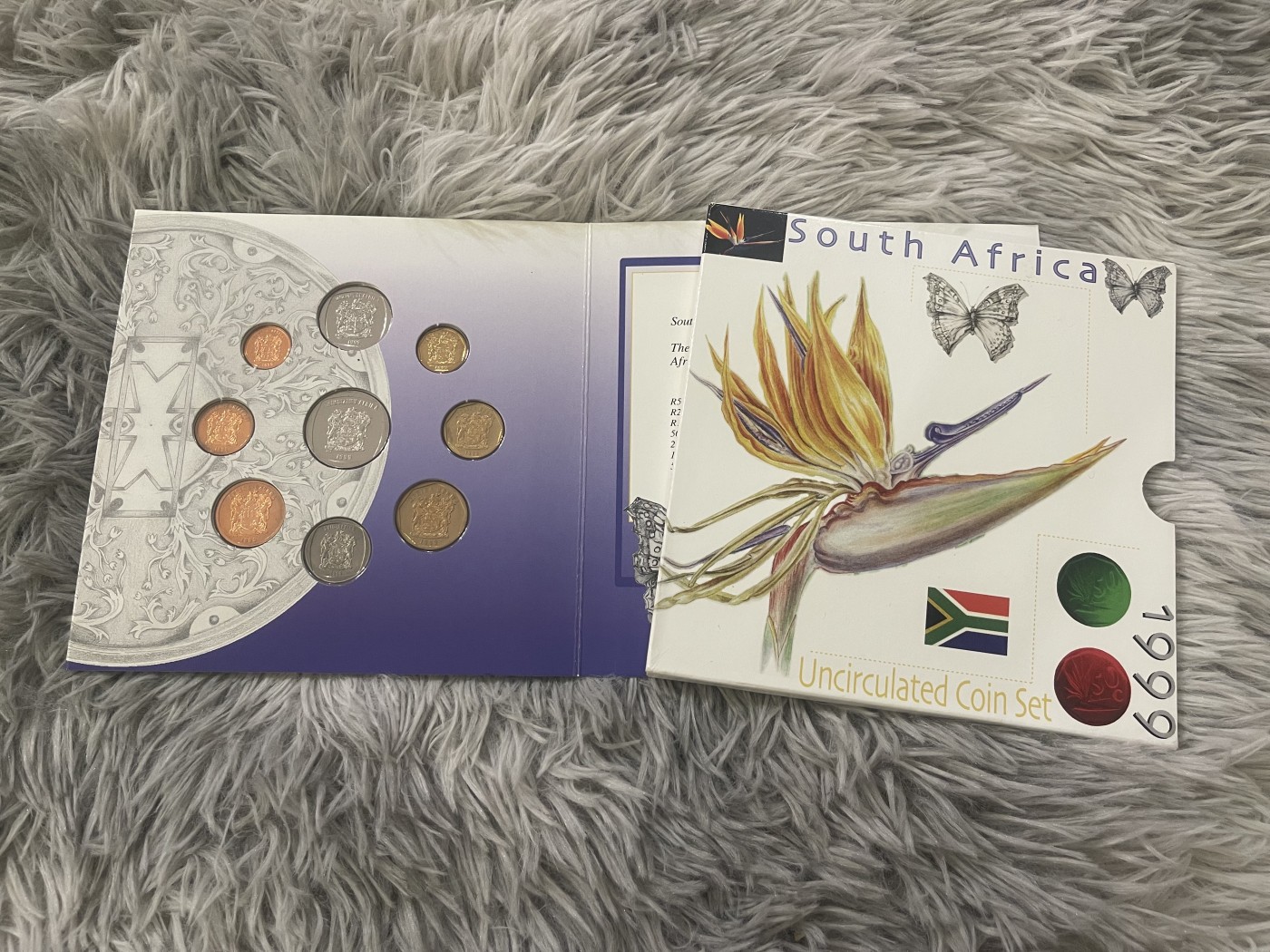 【币观天下】第2期钱币低佣金秒杀专场全场三件以上包邮 南非1999年官方套币 原包装