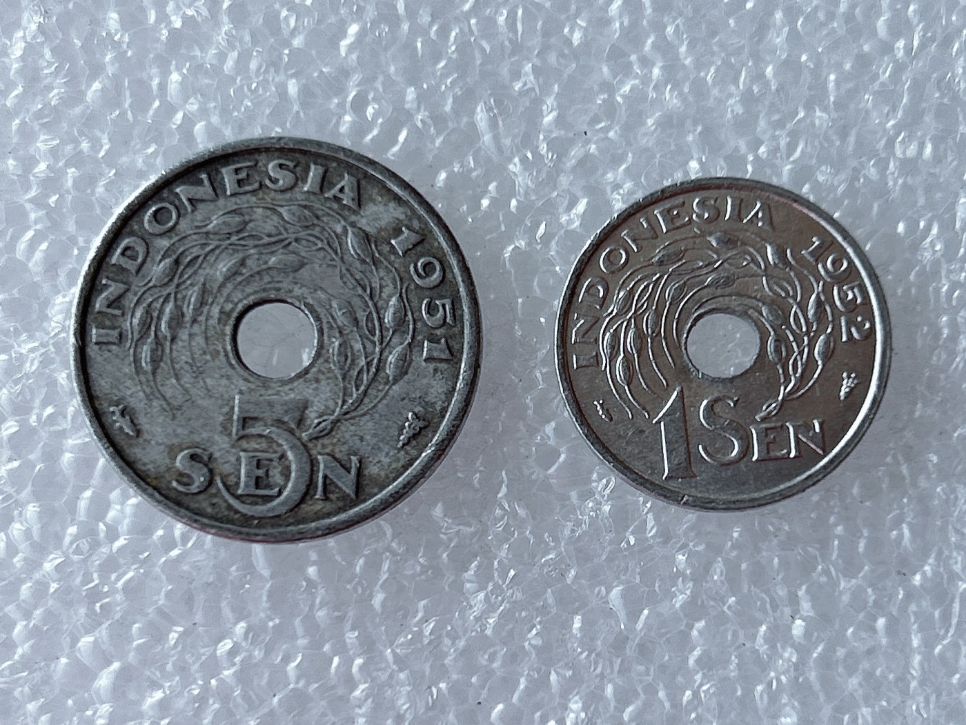 全场一元起拍 世界散币、银币专场 第53期 印度尼西亚1951、52年铝币2枚