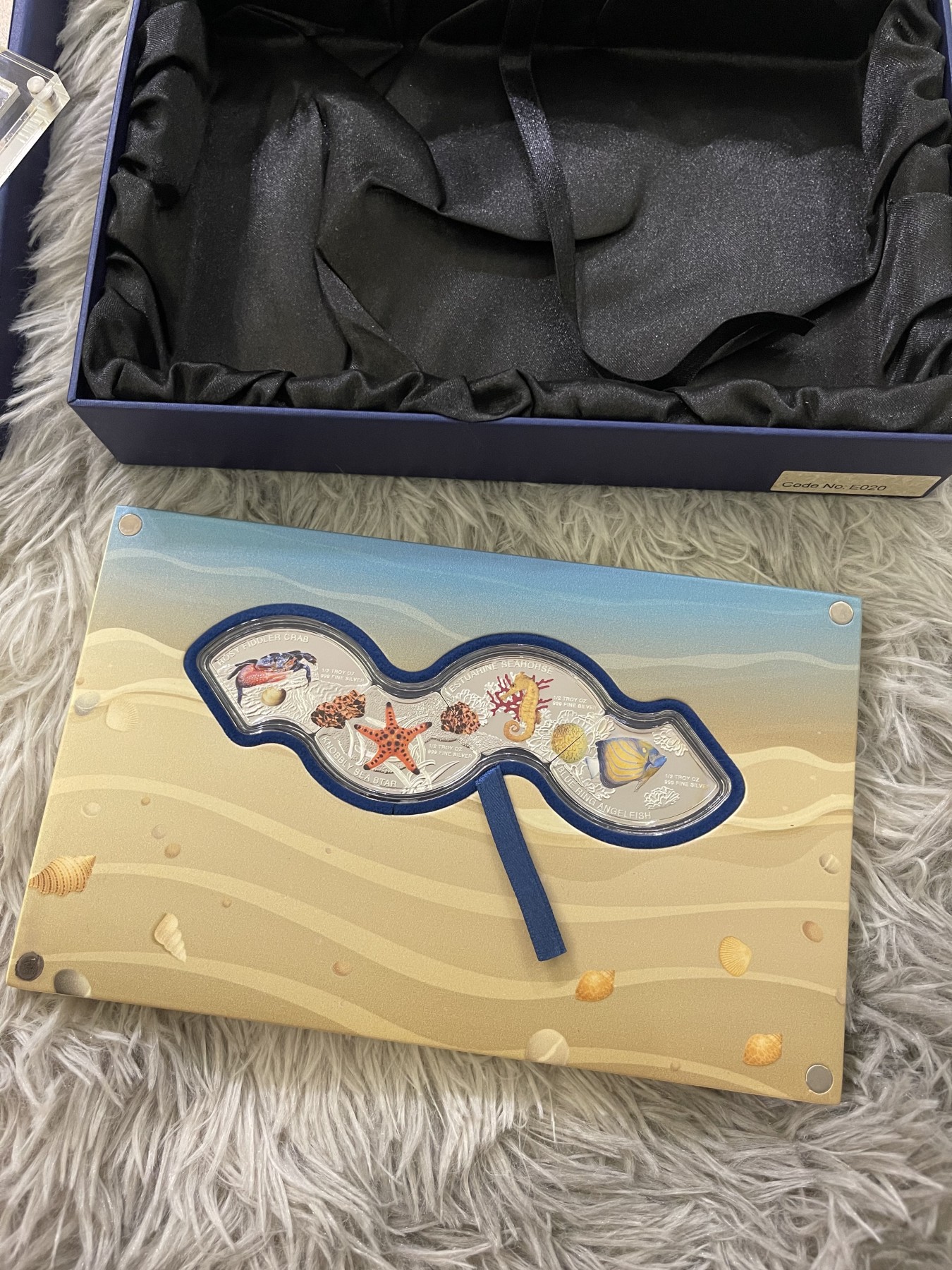 【币观天下】第2期钱币低佣金秒杀专场全场三件以上包邮 柬埔寨2014年海洋动物拼图精制银币套装 总共4枚 面值3000瑞尔 发行量3000套 