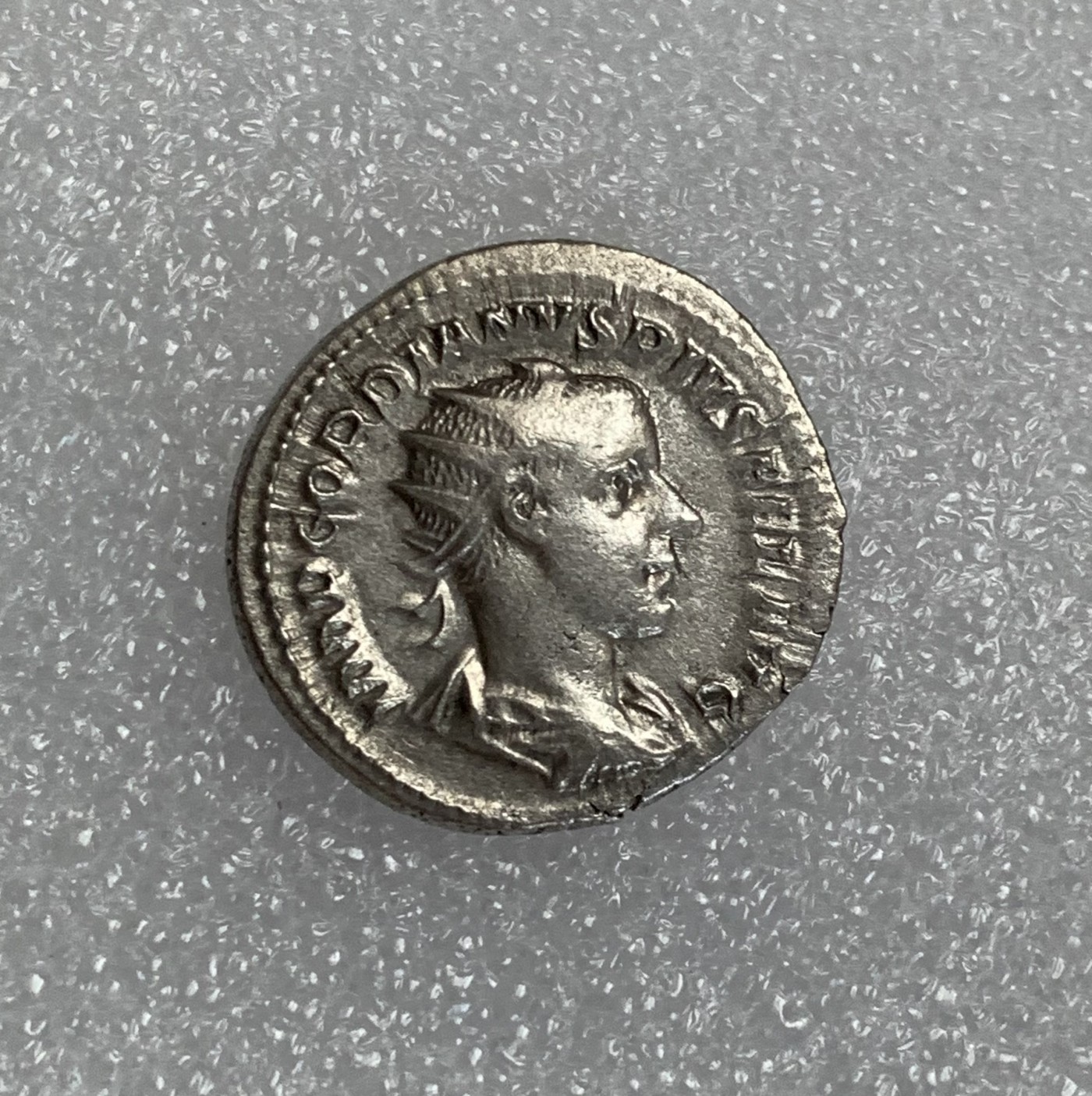 瓶子🏺第124期拍卖会  古罗马帝国时代 戈尔迪安三世 公元238-244年 1安东尼安银币