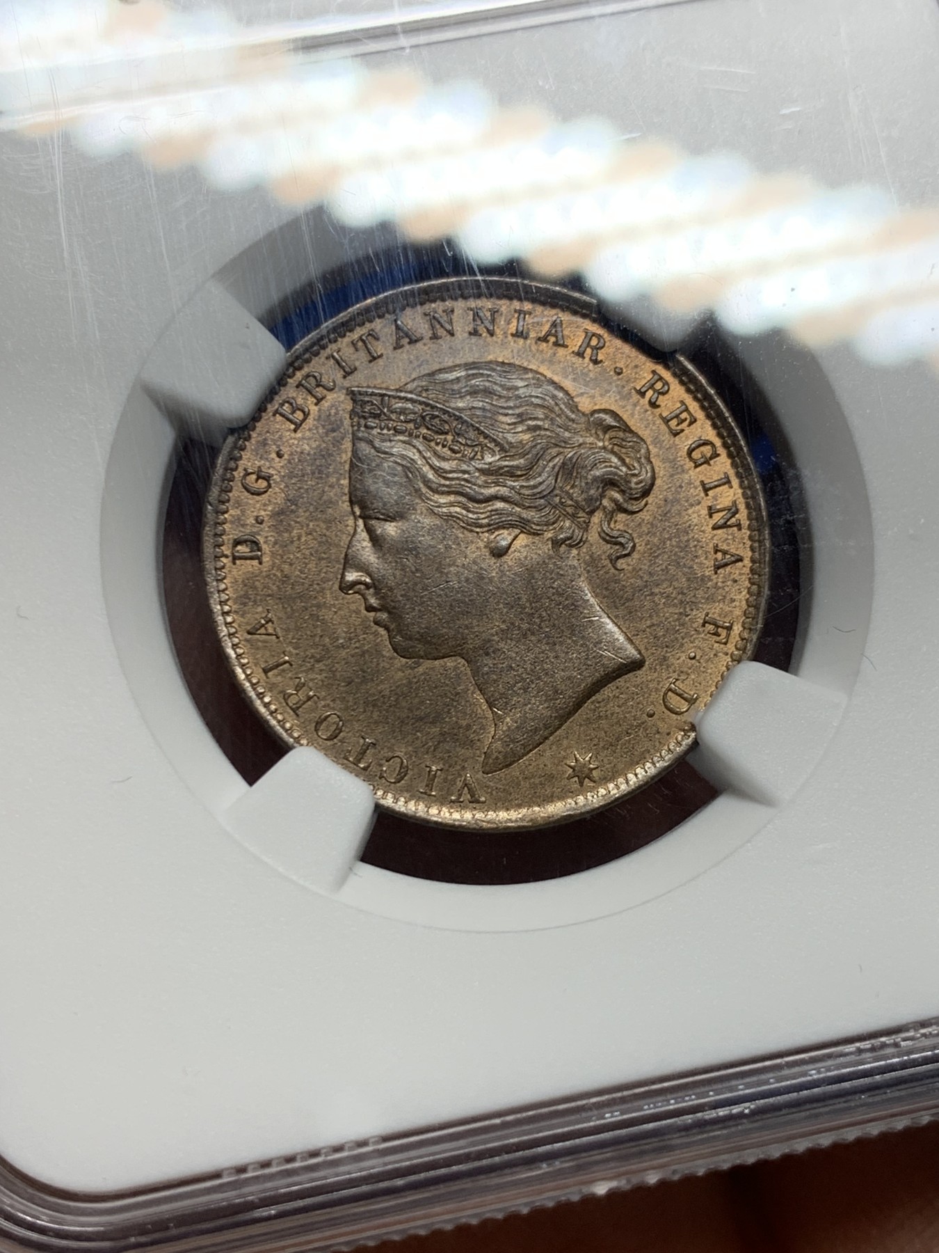 《竞宝斋》第232场-周日，周一 2场 (全场包邮) NGC MS64BN 英属泽西岛1894年1/24先令铜币 亚军分