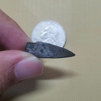【易洋钱喜】第33场 国外硬币专场 - 战国秦汉时期三棱箭头，品相好，可以站立