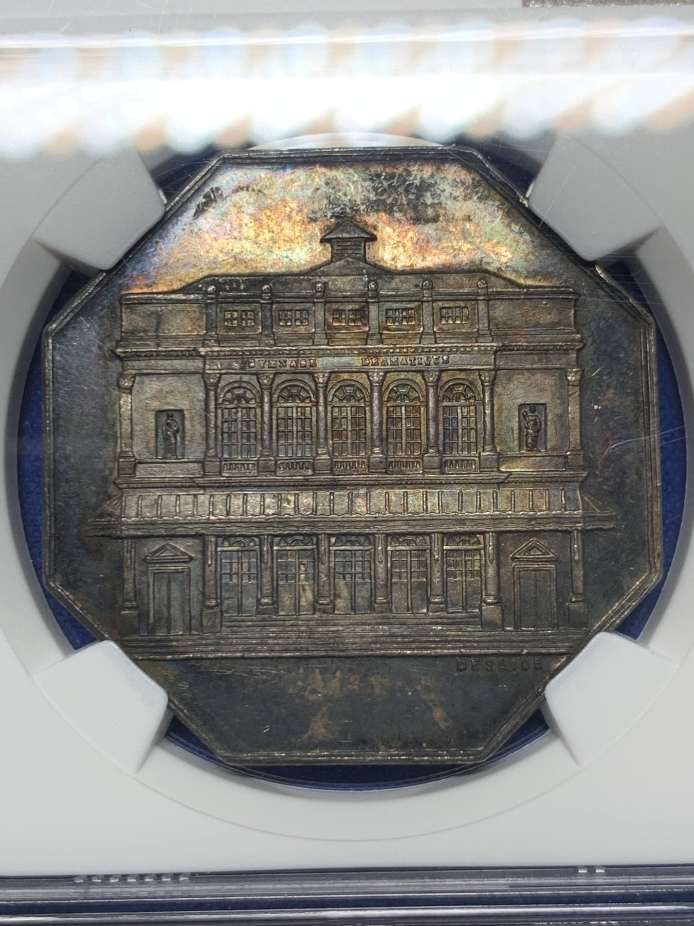 《竞宝斋》第232场-周日，周一 2场 (全场包邮) NGC MS61 法国剧场体育馆八角银质代币 37mm大规格 双面深彩包浆 细节惊人 首拍品种